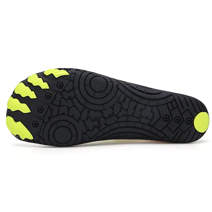 The Wide Toe AeroGrip™ Sneaker